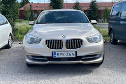 ruskea (beige) BMW 530 2011 kuva 4.
