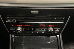 ruskea (beige) BMW 530 2011 kuva 20.