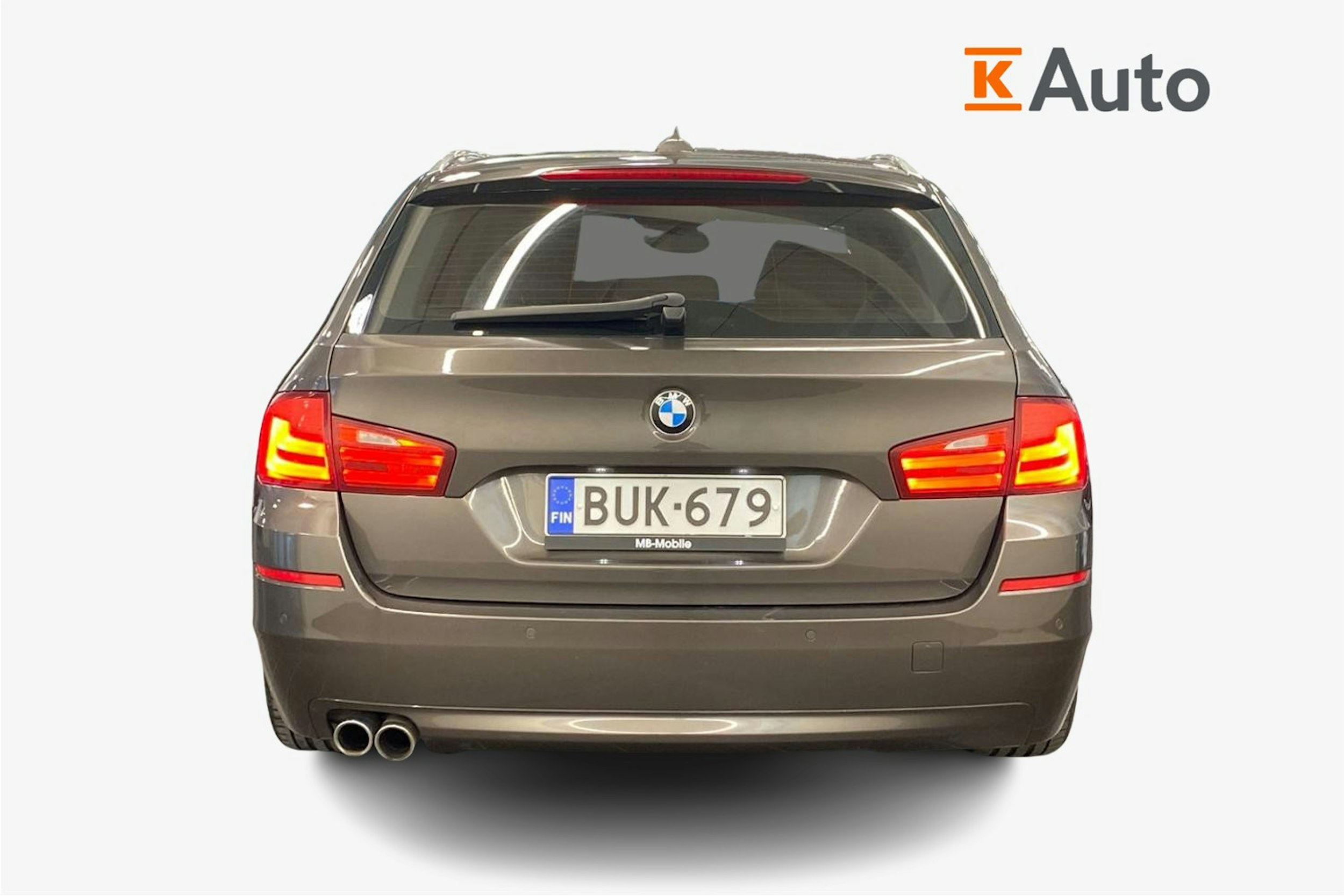 ruskea (beige) BMW 530 2011 kuva 3.