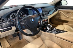ruskea (beige) BMW 530 2011 kuva 7.