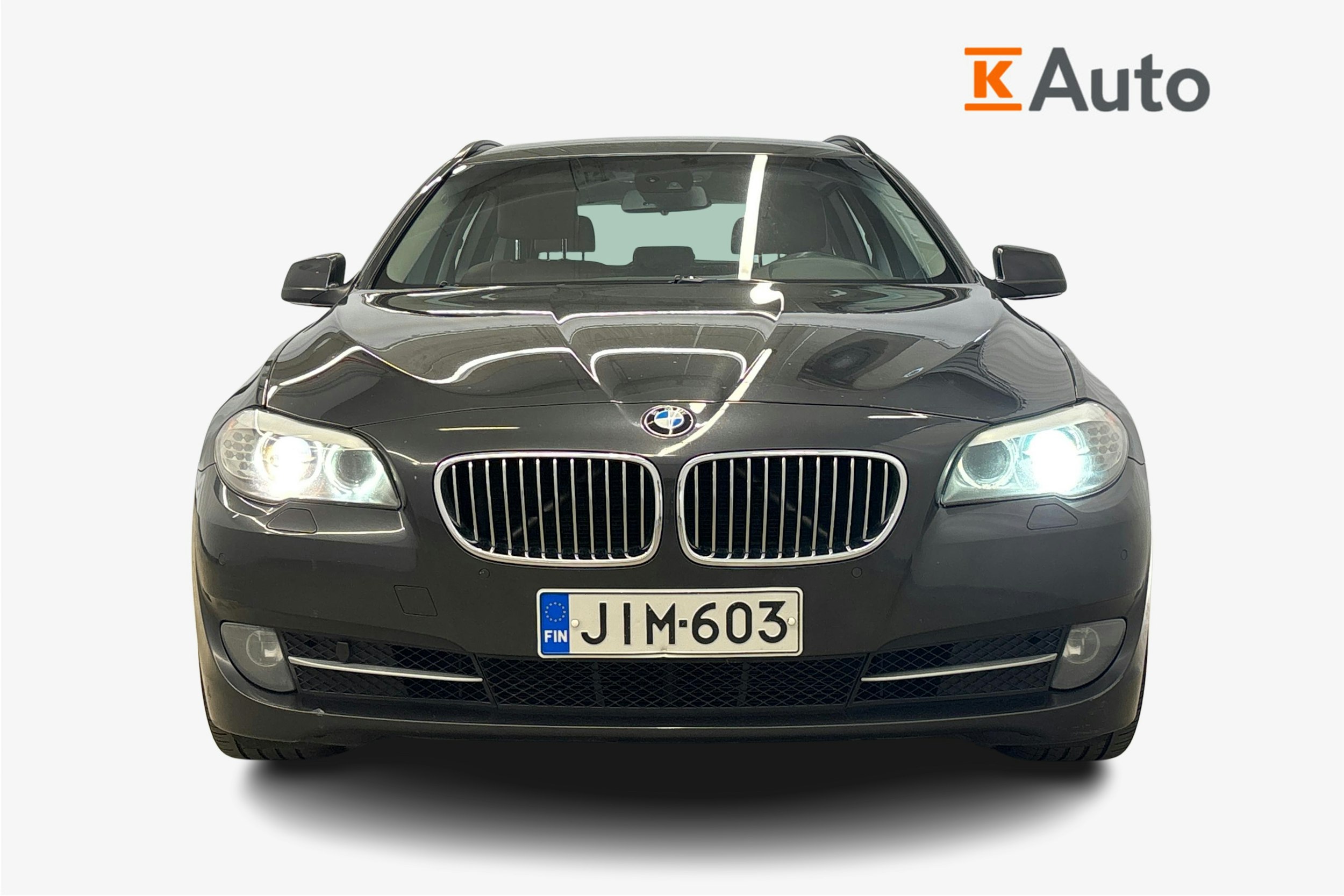 harmaa BMW 530 2011 kuva 5.