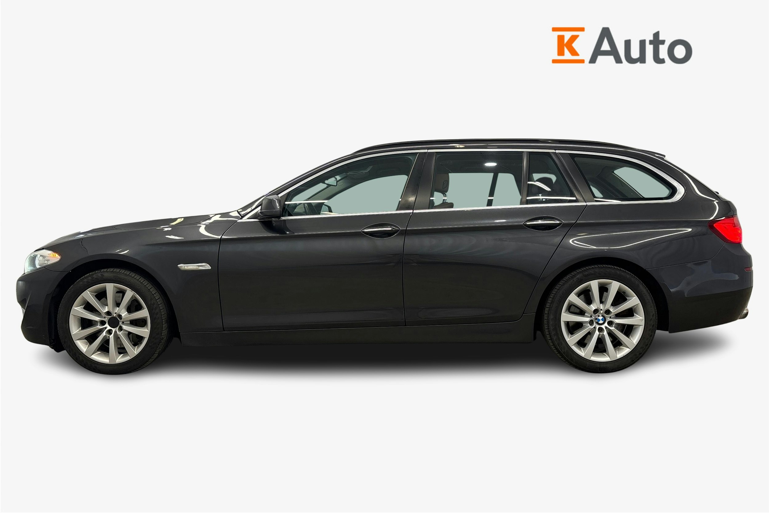 harmaa BMW 530 2011 kuva 6.