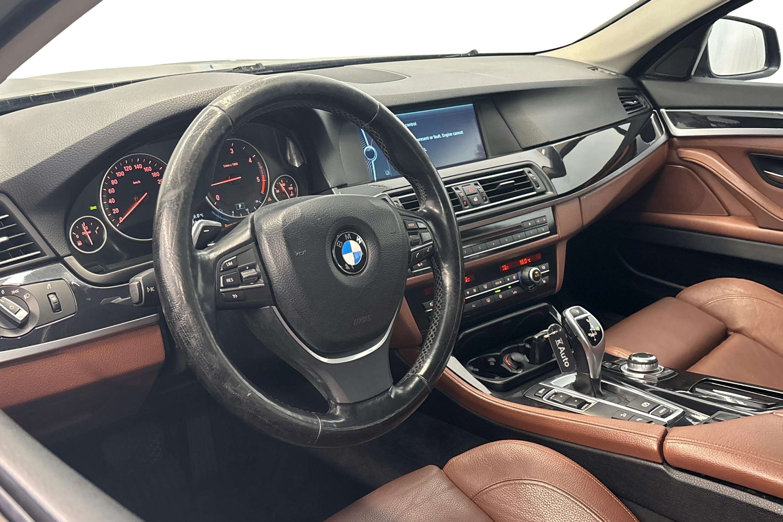 harmaa BMW 530 2011 kuva 7.