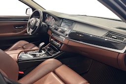 harmaa BMW 530 2011 kuva 10.
