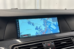 harmaa BMW 530 2011 kuva 21.