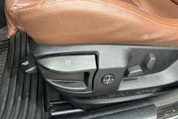 harmaa BMW 530 2011 kuva 30.
