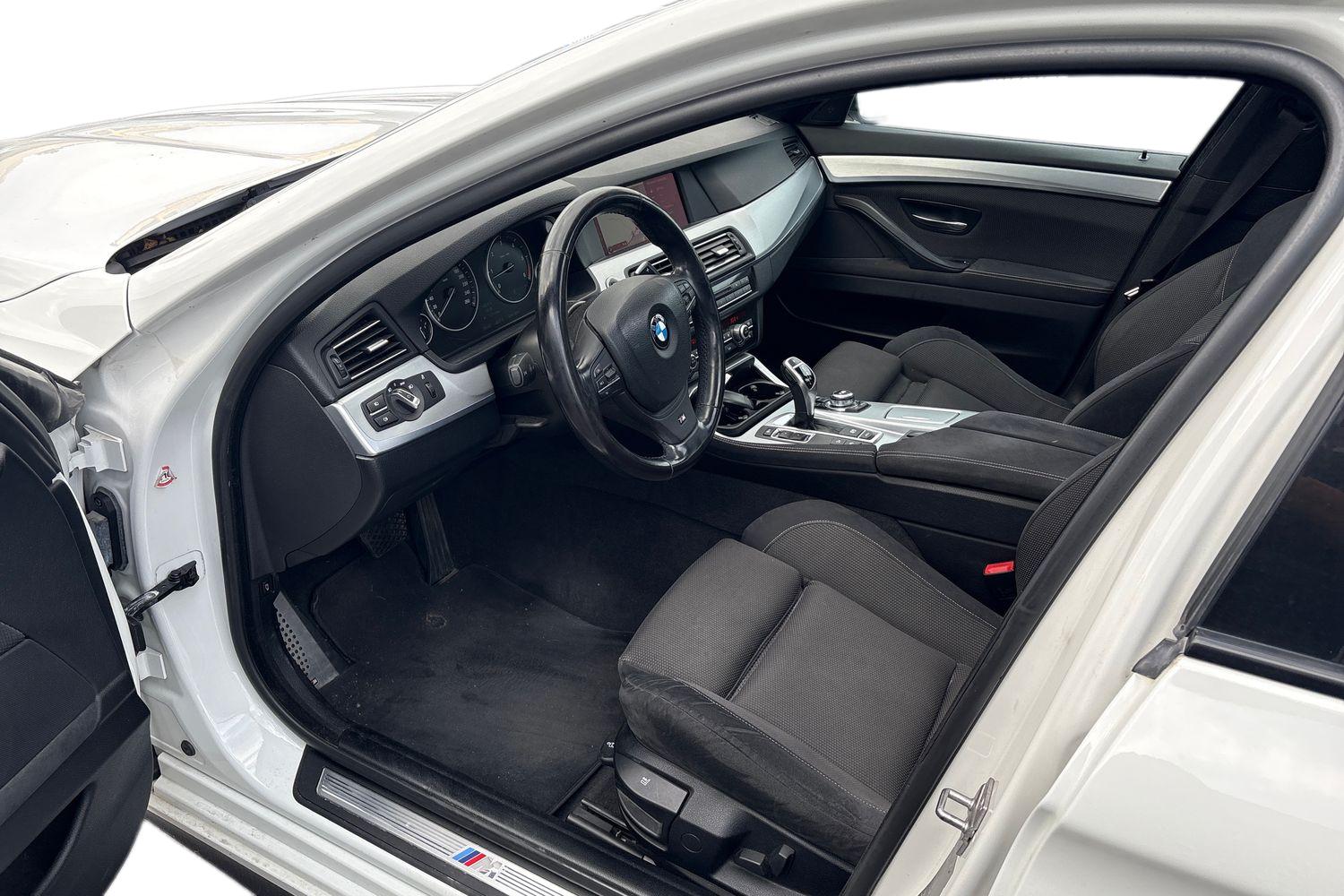 BMW 530 2012, kuva 3/5