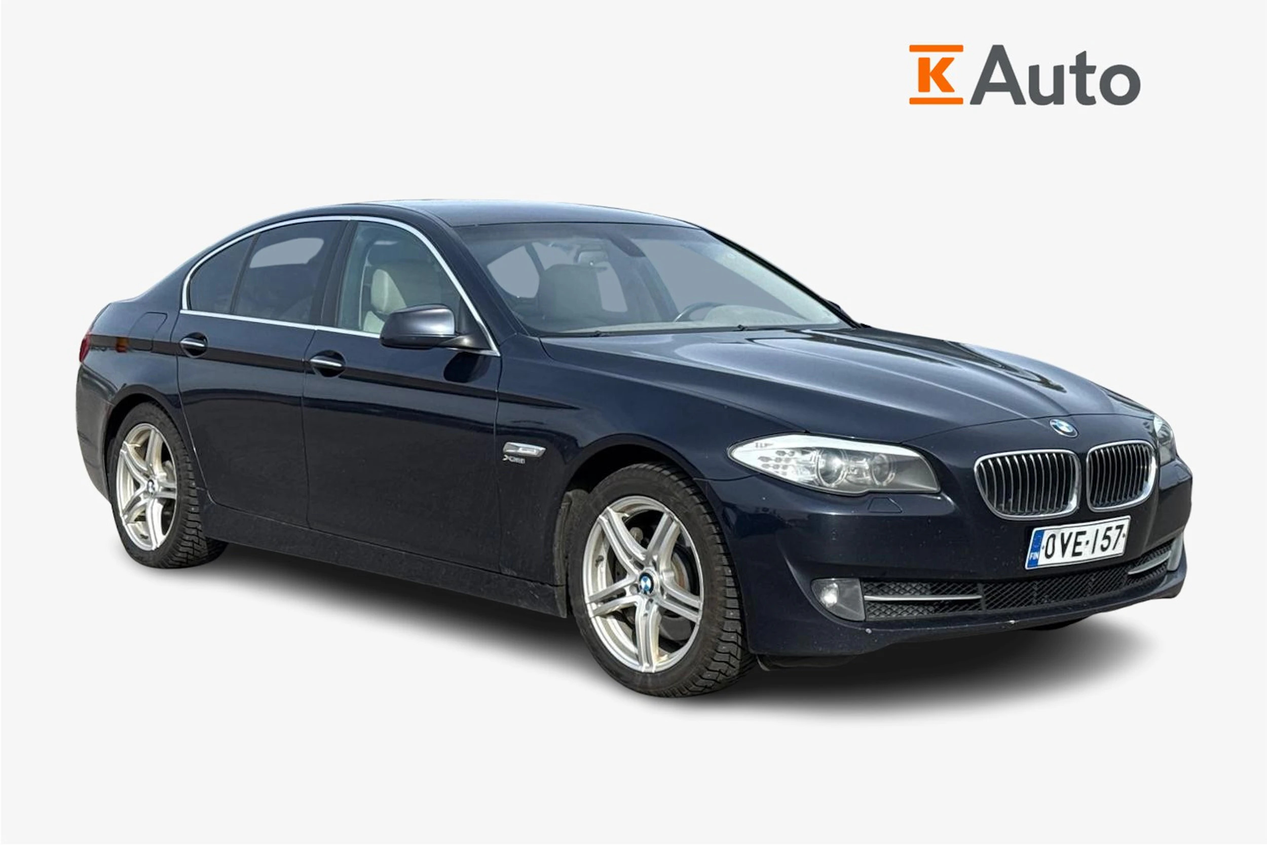 sininen BMW 530 2012 kuva 1.