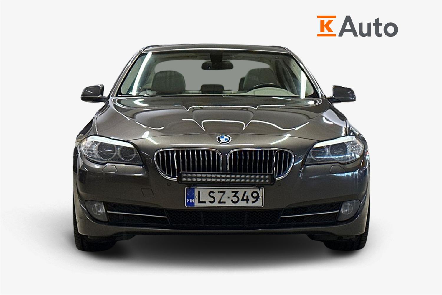 BMW 530 2013, photo 4/30