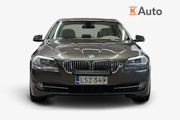 ruskea (beige) BMW 530 2013 kuva 4.