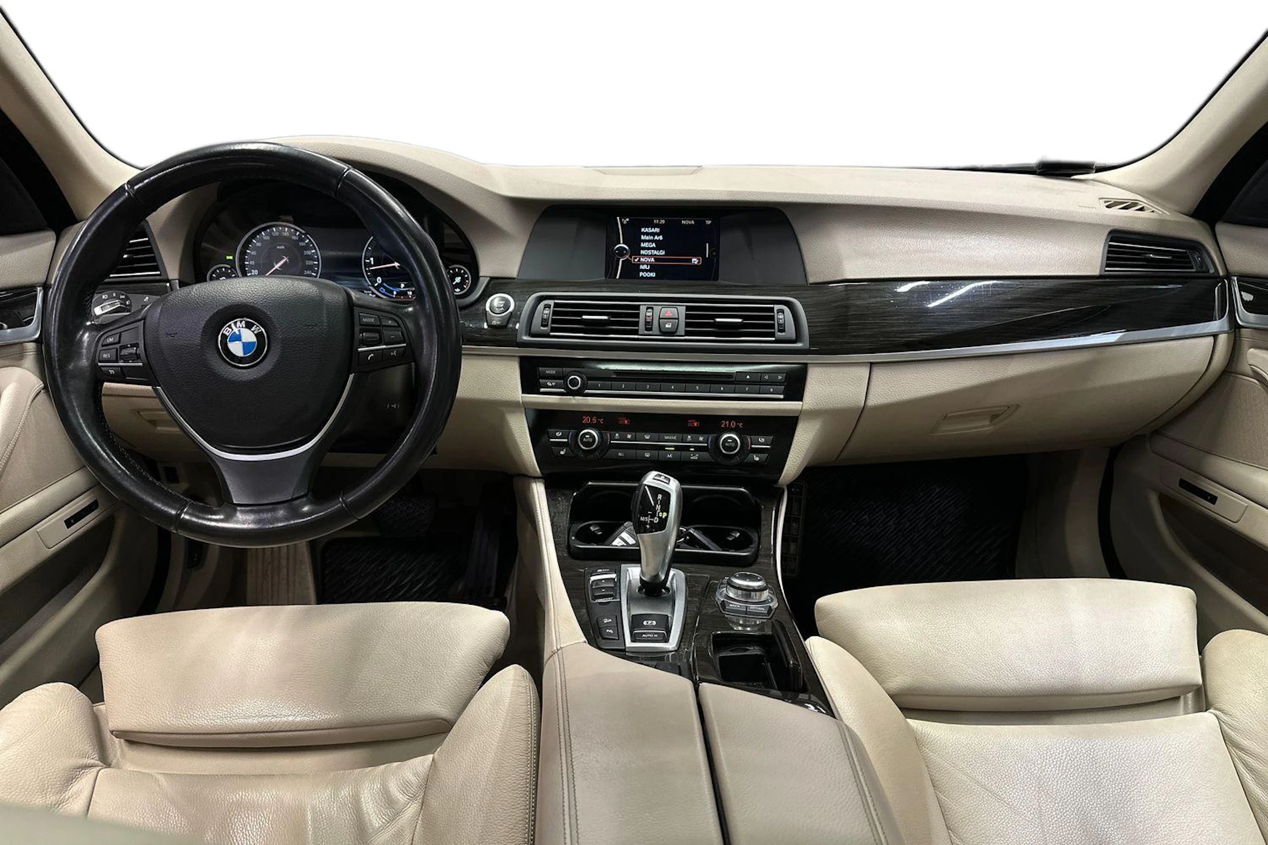ruskea (beige) BMW 530 2013 kuva 7.