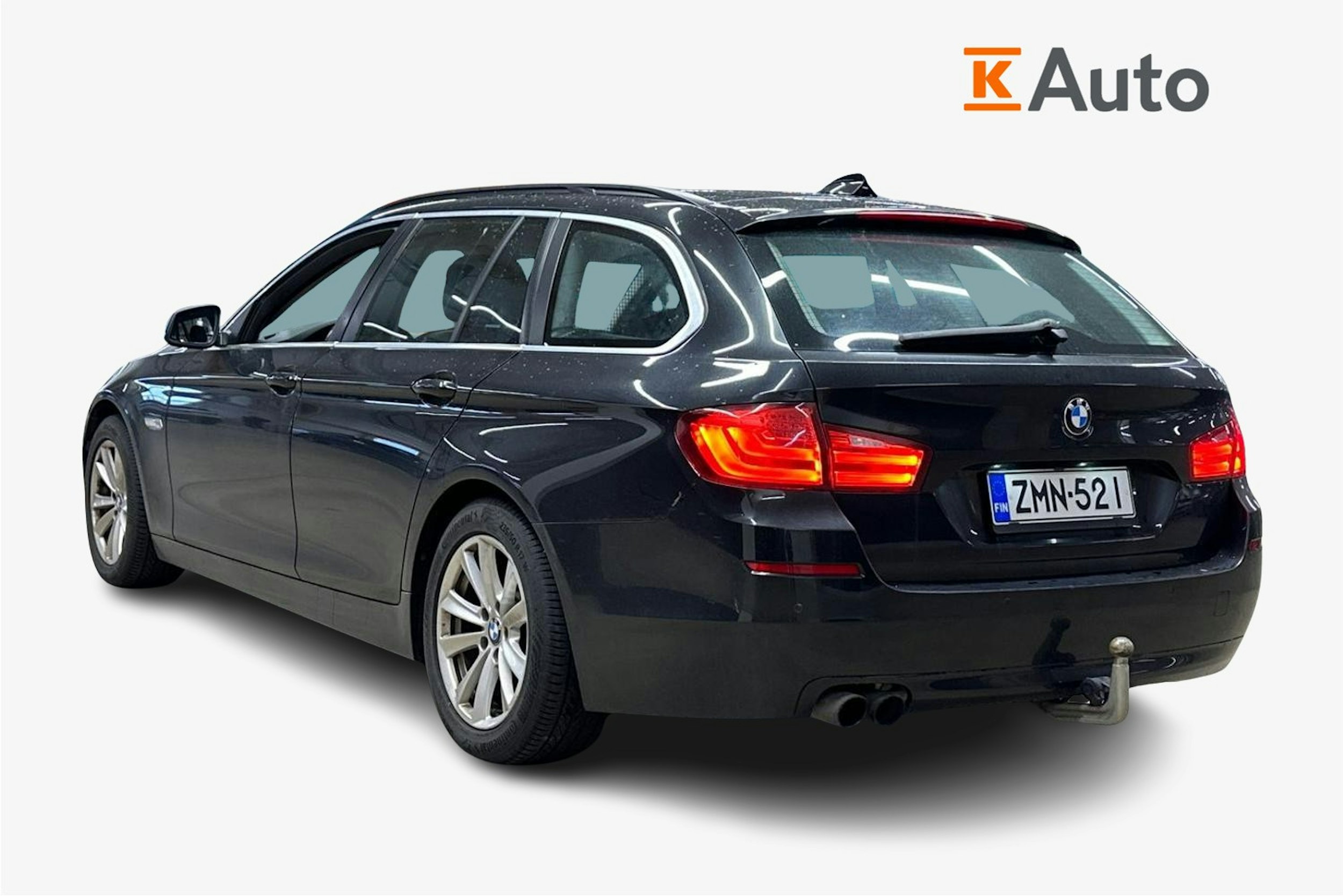 musta BMW 530 2013 kuva 2.