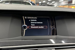musta BMW 530 2013 kuva 20.