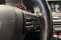musta BMW 530 2013 kuva 25.