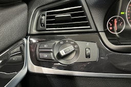 musta BMW 530 2013 kuva 26.