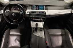 ruskea (beige) BMW 530 2014 kuva 9.