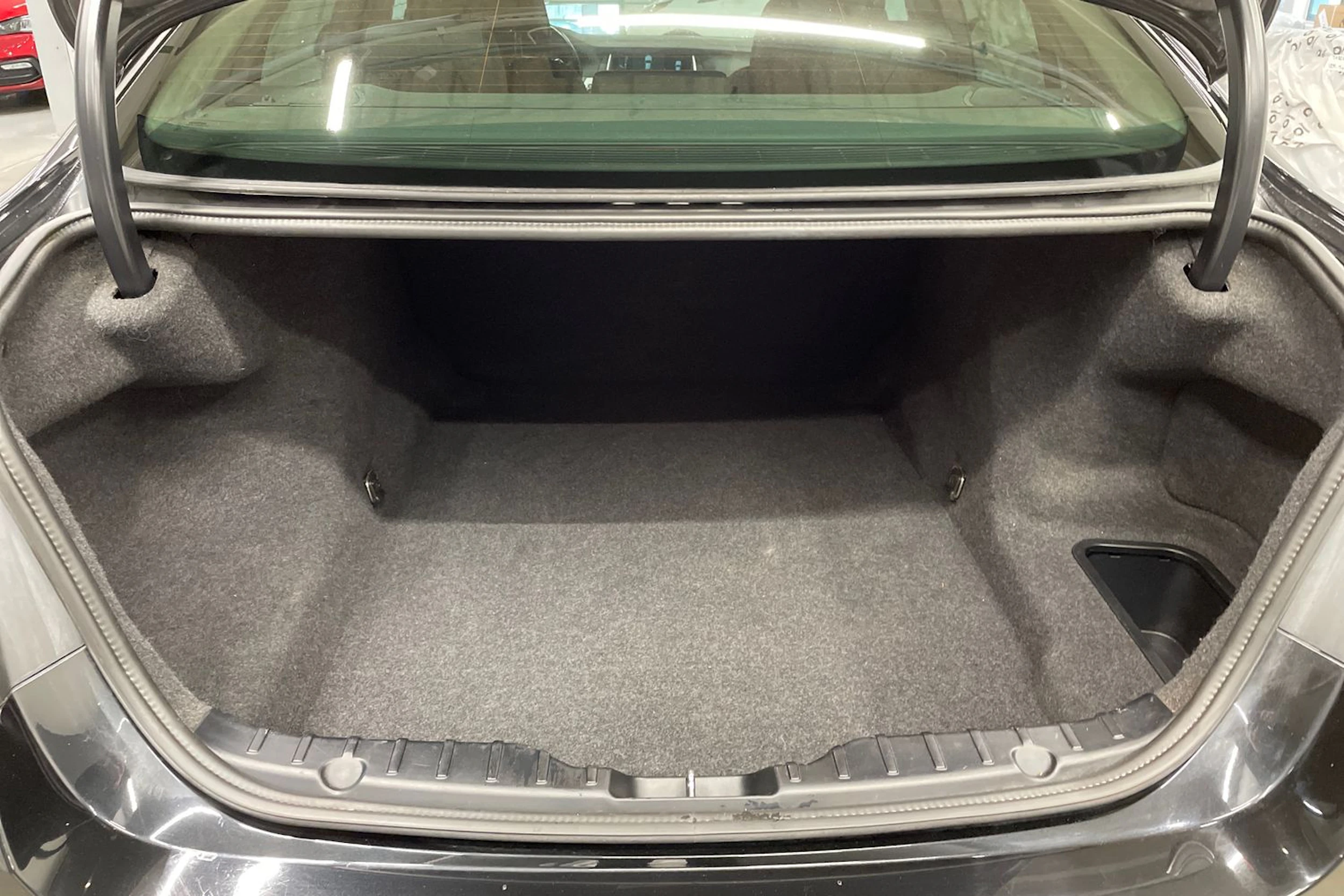 ruskea (beige) BMW 530 2014 kuva 16.