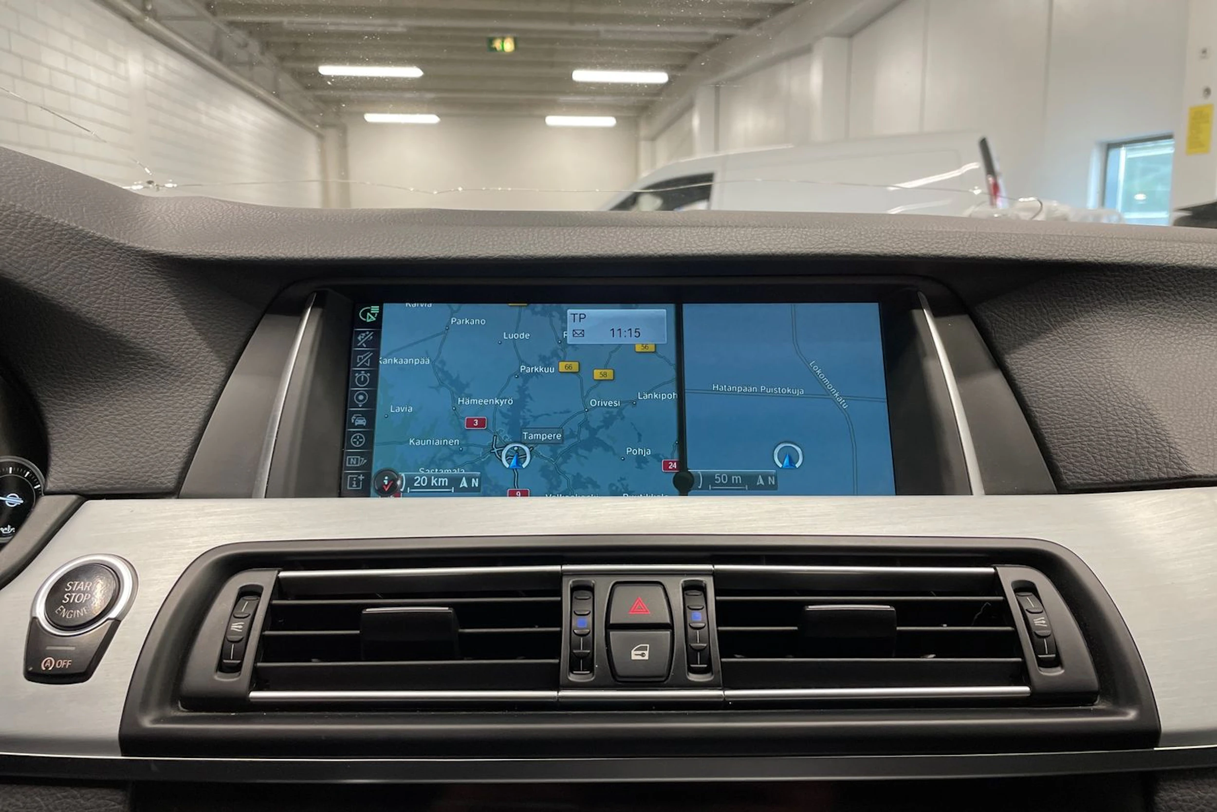 ruskea (beige) BMW 530 2014 kuva 19.