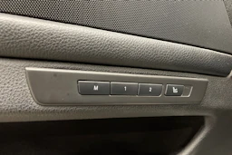 ruskea (beige) BMW 530 2014 kuva 27.