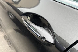 harmaa BMW 530 2014 kuva 11.