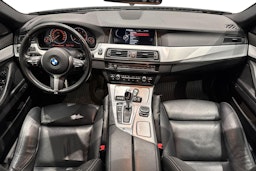 harmaa BMW 530 2016 kuva 9.