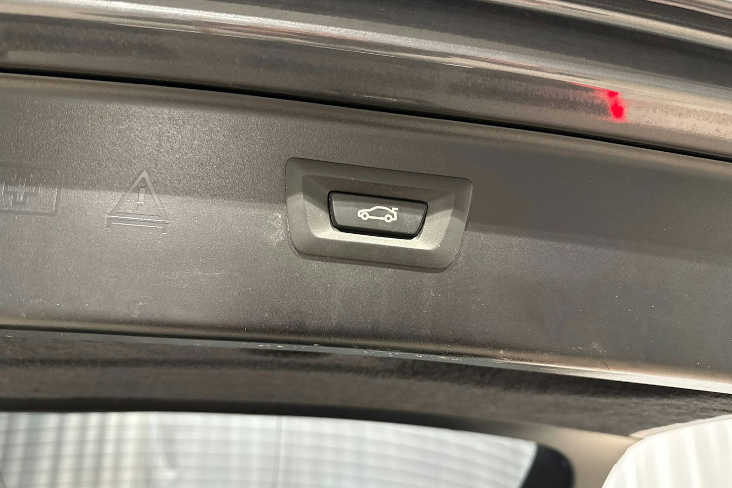 harmaa BMW 530 2016 kuva 17.