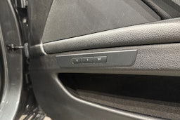 harmaa BMW 530 2016 kuva 19.