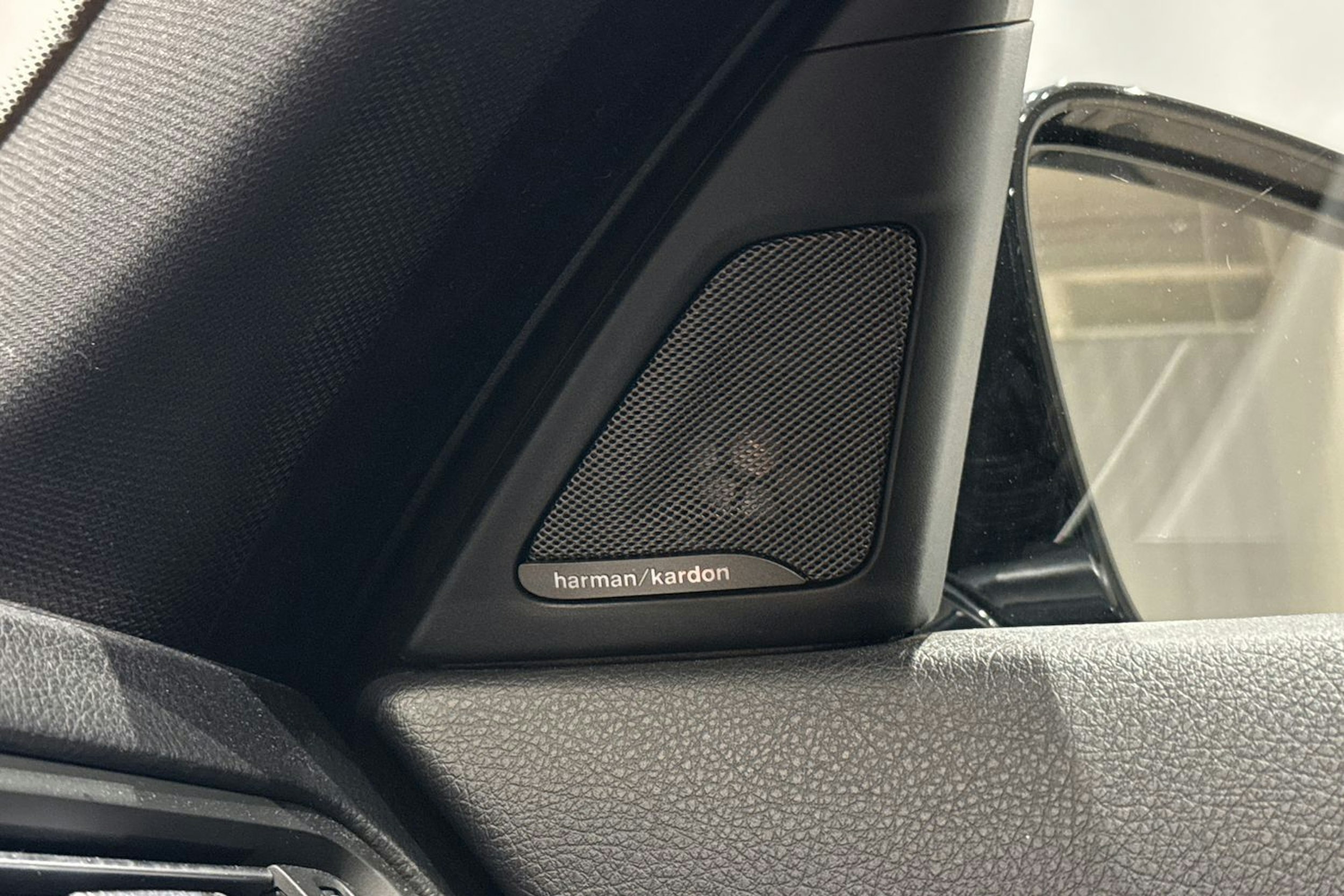 harmaa BMW 530 2016 kuva 20.