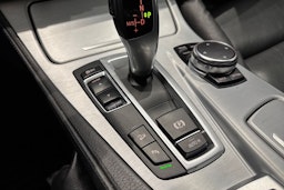 harmaa BMW 530 2016 kuva 33.