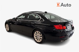 Musta BMW 530 2016 kuva 2.
