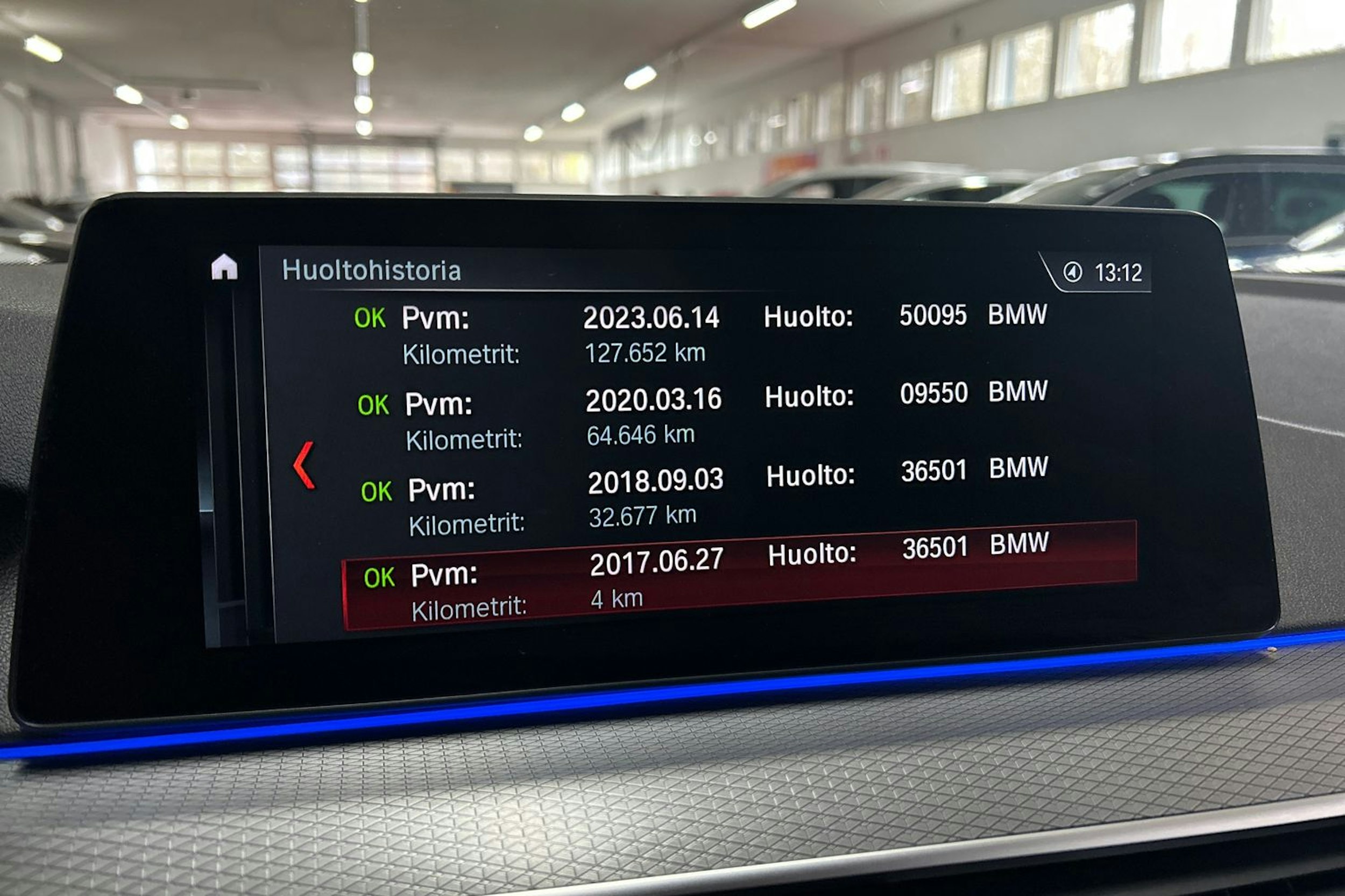 musta BMW 530 2017 kuva 23.