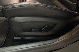 musta BMW 530 2017 kuva 27.