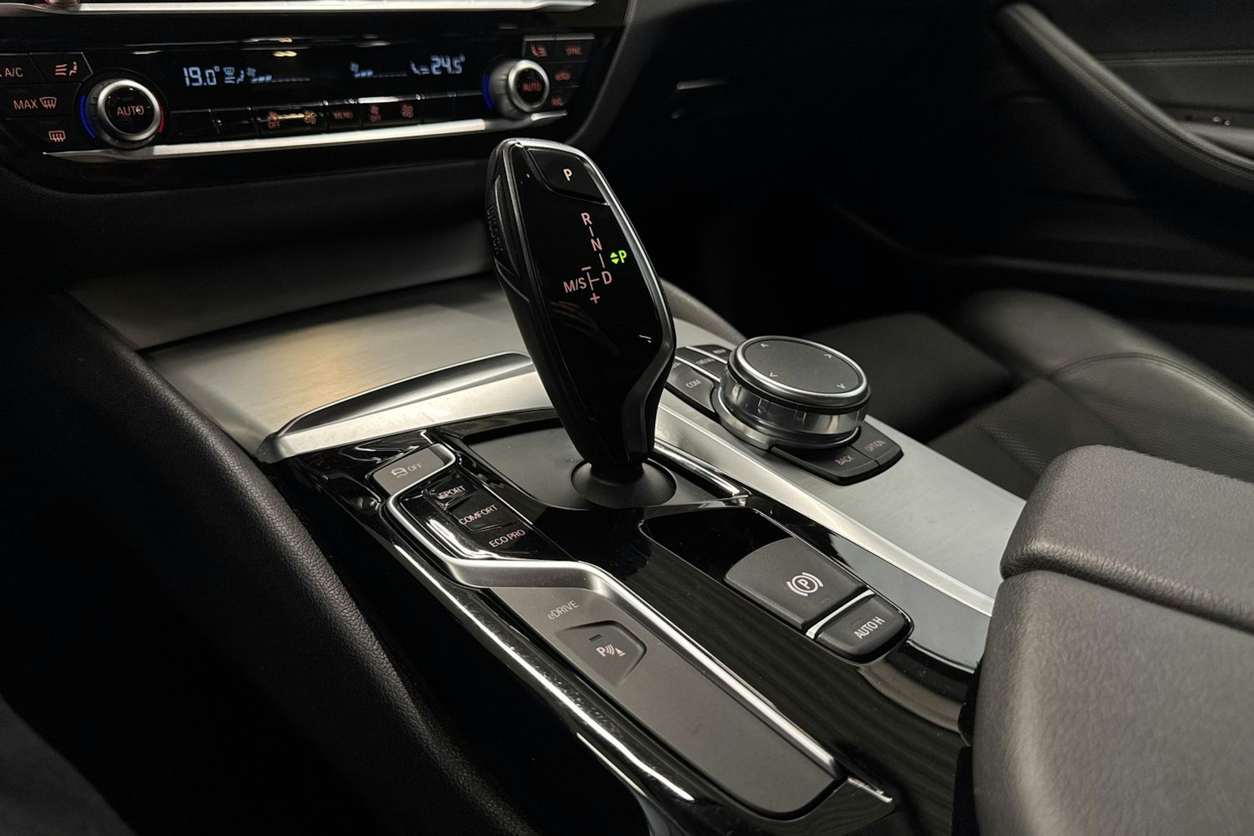hopea BMW 530 2017 kuva 17.