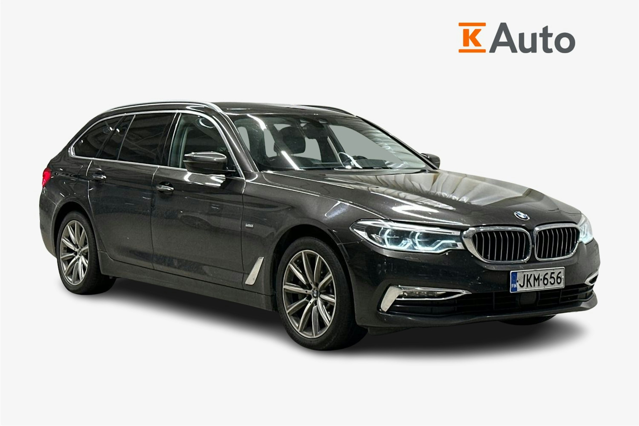 Ruskea (beige) BMW 530 2017 kuva 1.