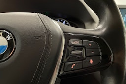 Harmaa BMW 530 2018 kuva 25.