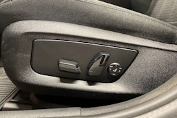 Harmaa BMW 530 2018 kuva 27.