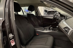 Harmaa BMW 530 2018 kuva 30.