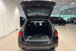 Musta BMW 530 2017 kuva 13.