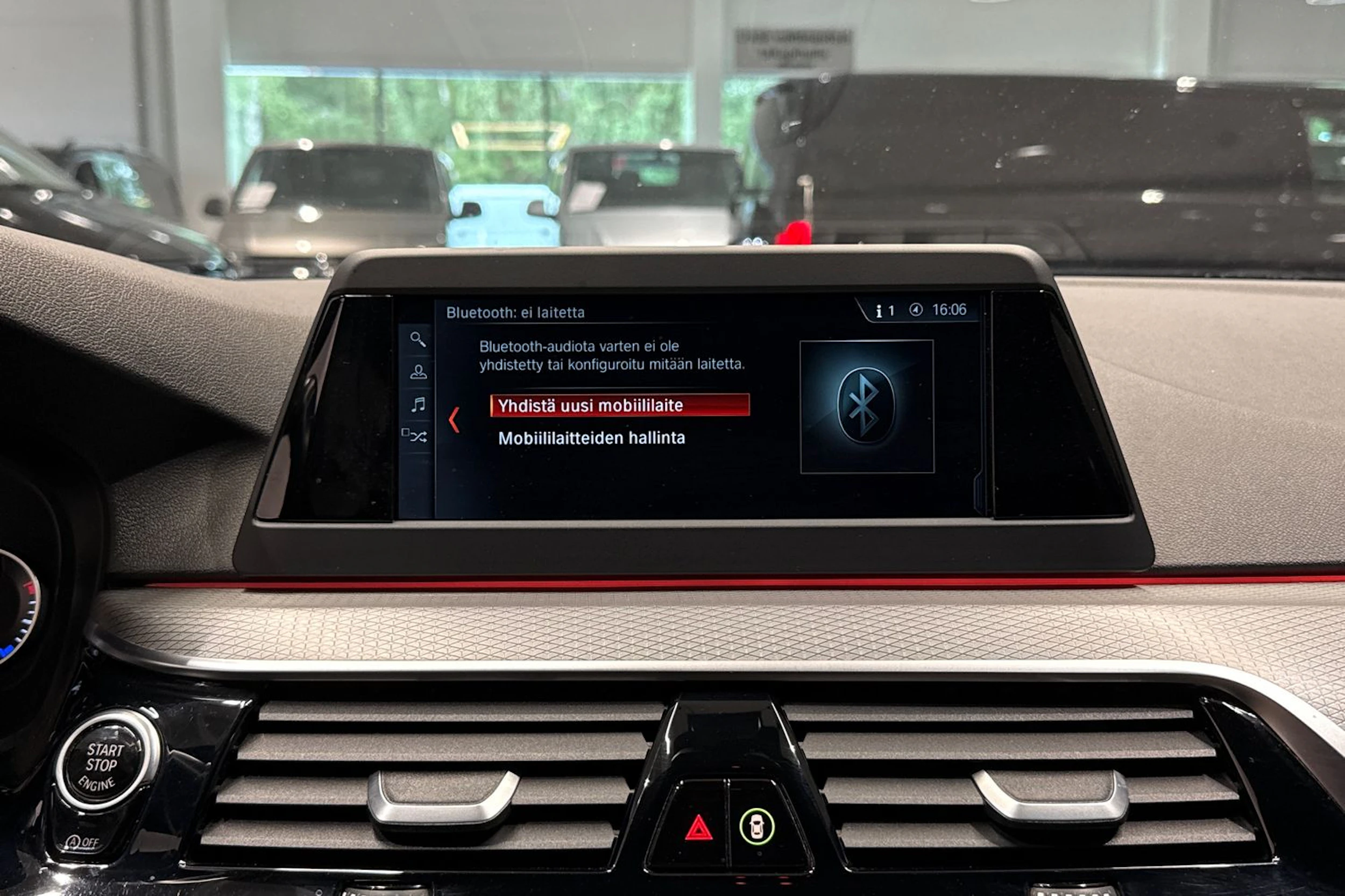 Musta BMW 530 2017 kuva 23.