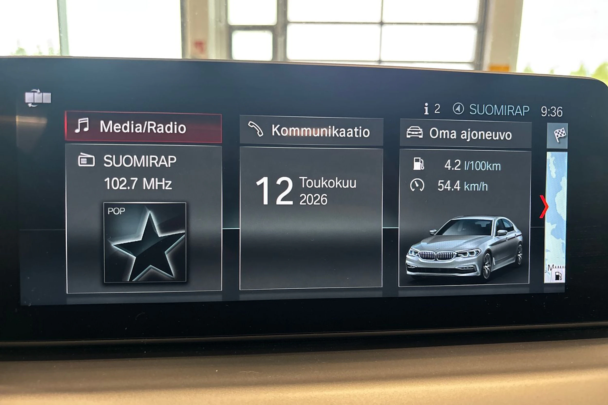 musta BMW 530 2017 kuva 18.