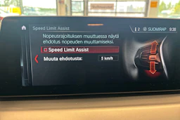 musta BMW 530 2017 kuva 20.