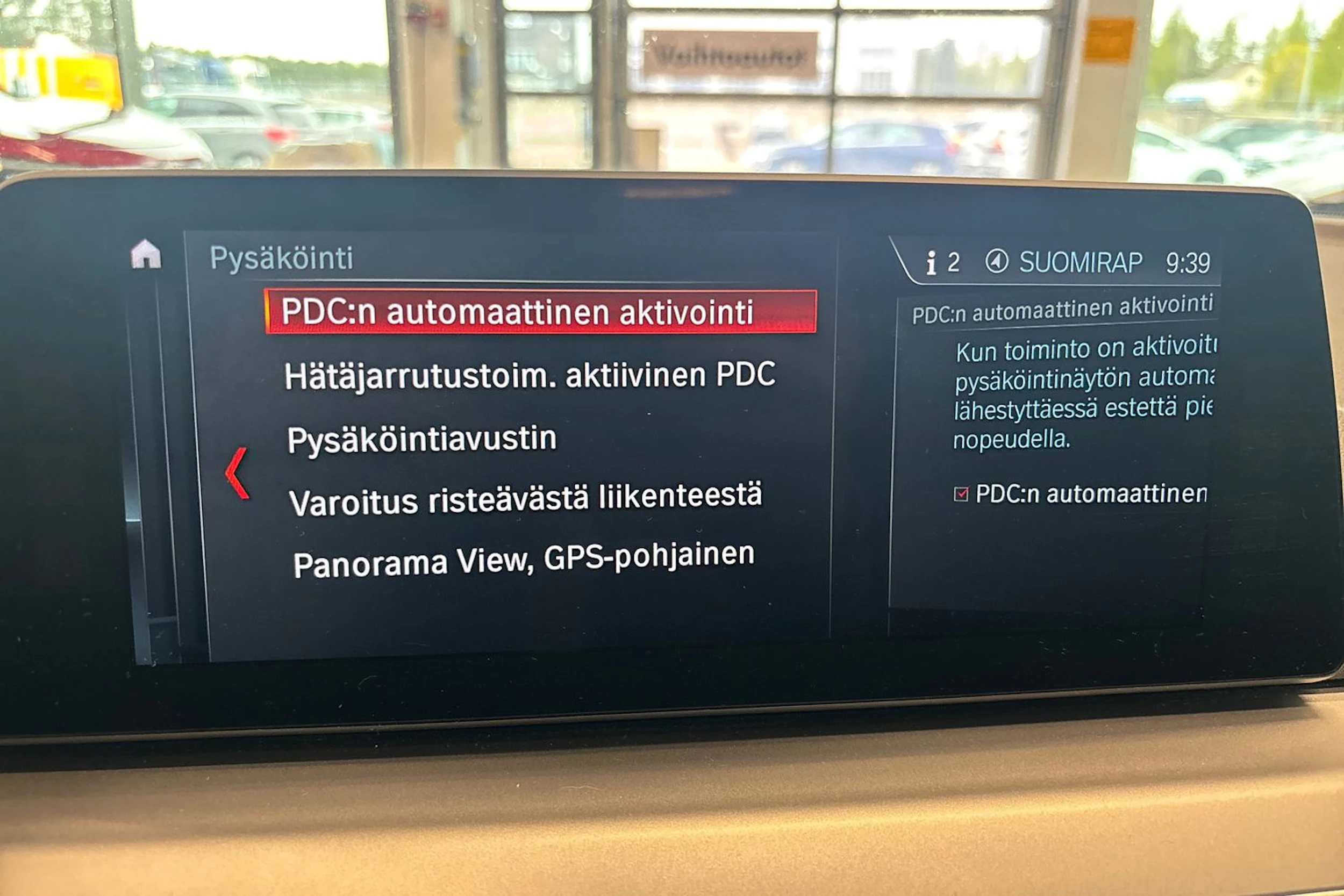 musta BMW 530 2017 kuva 22.