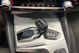 musta BMW 530 2017 kuva 34.