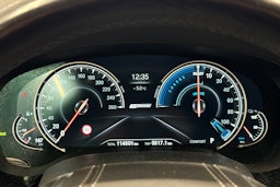 Harmaa BMW 530 2017 kuva 17.