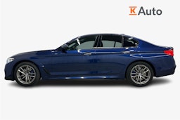 sininen BMW 530 2018 kuva 6.