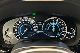 sininen BMW 530 2018 kuva 22.