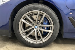 sininen BMW 530 2018 kuva 30.