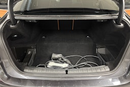 Harmaa BMW 530 2018 kuva 14.