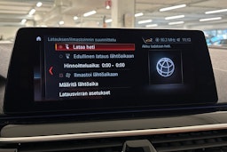 Harmaa BMW 530 2018 kuva 24.