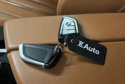 Harmaa BMW 530 2018 kuva 28.